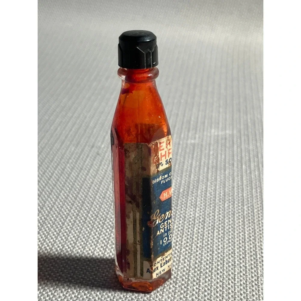 Vintage Paper Label Mercurochrome Bottle New York Avex Laboratories HW&D